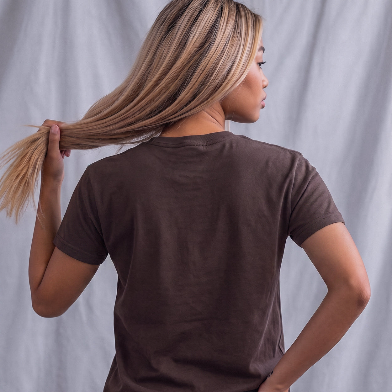 Lions Don't Look Back Tee Black Edition | Cynical Truths Collection